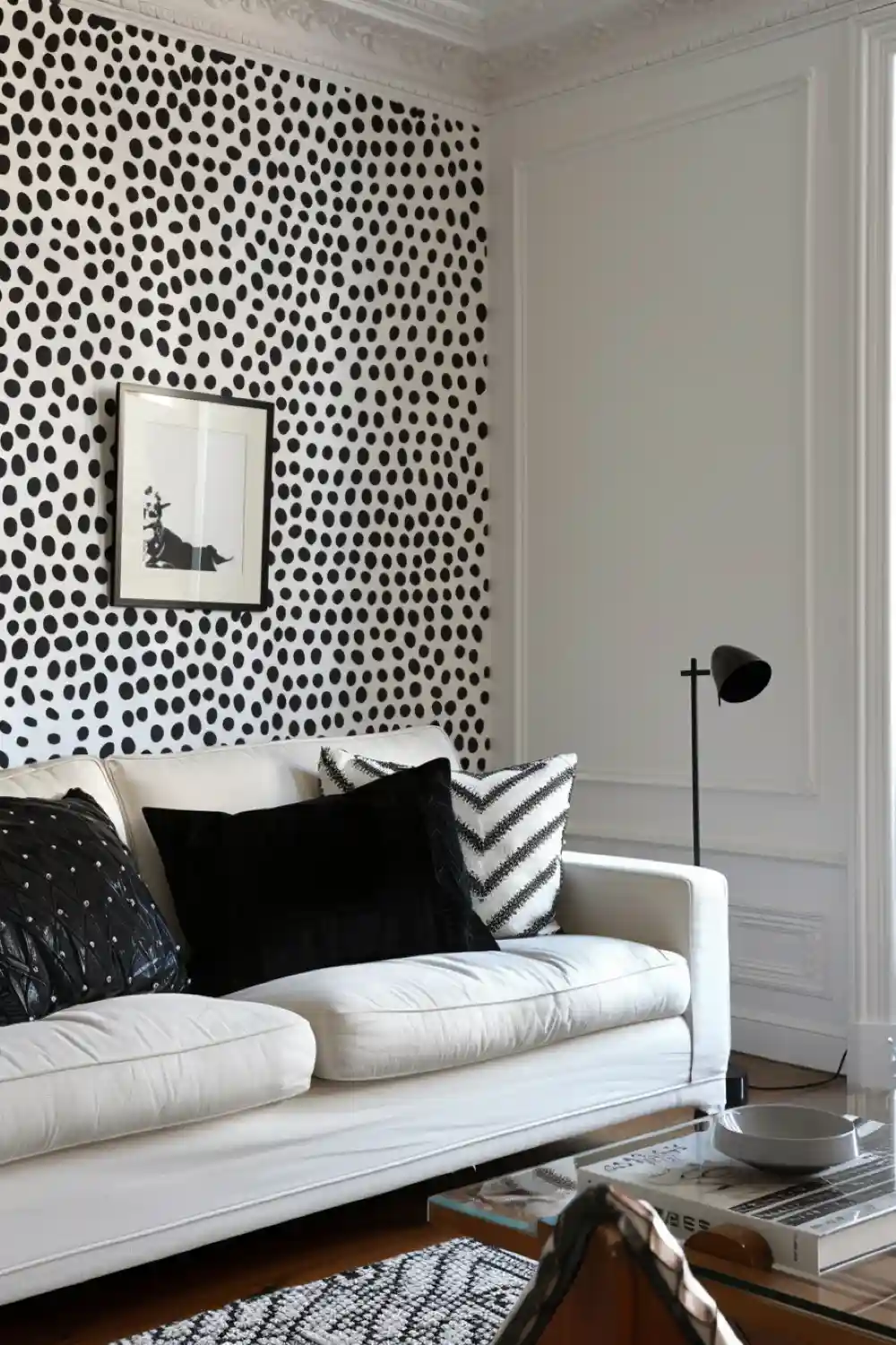 living room with monochrome wallpaper 4